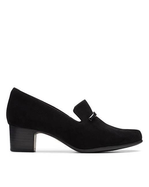 Clarks UN Damson Lane Womens Black Suede Low Block Heel High Fronted C footlooseoflondon