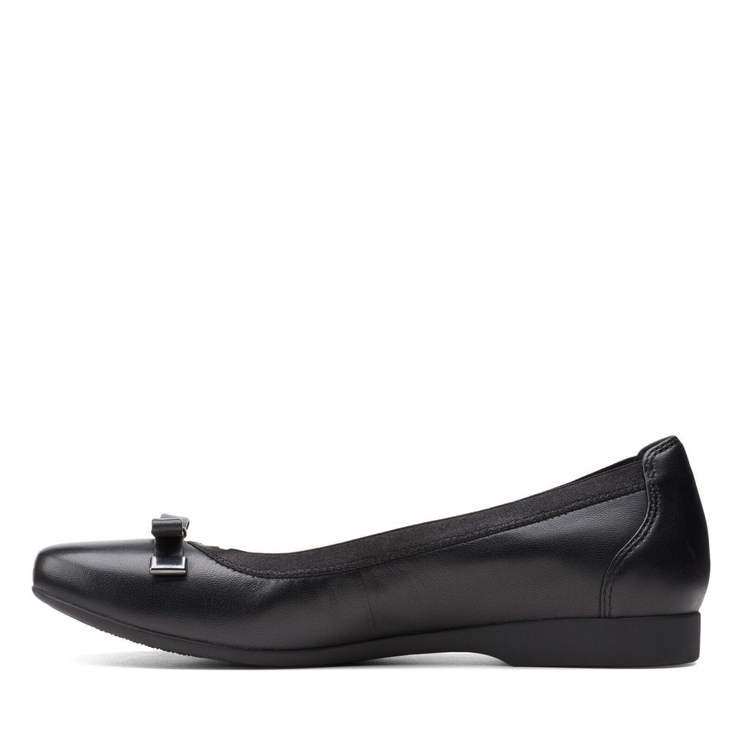 Clarks Un Unstructured Darcey Bow Wide E Fit  Soft Leather Slip On Pumps Dolly Shoes Black