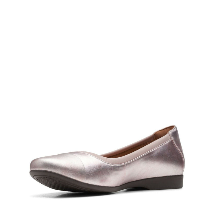 Clarks Un Darcey Cap 2 Ladies Platinum Leather Slip On Ballerina Pumps Shoes