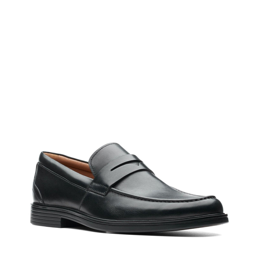 Clarks Un Aldric Step Black Leather Standard Fit (G) Slip On Smart Loafers