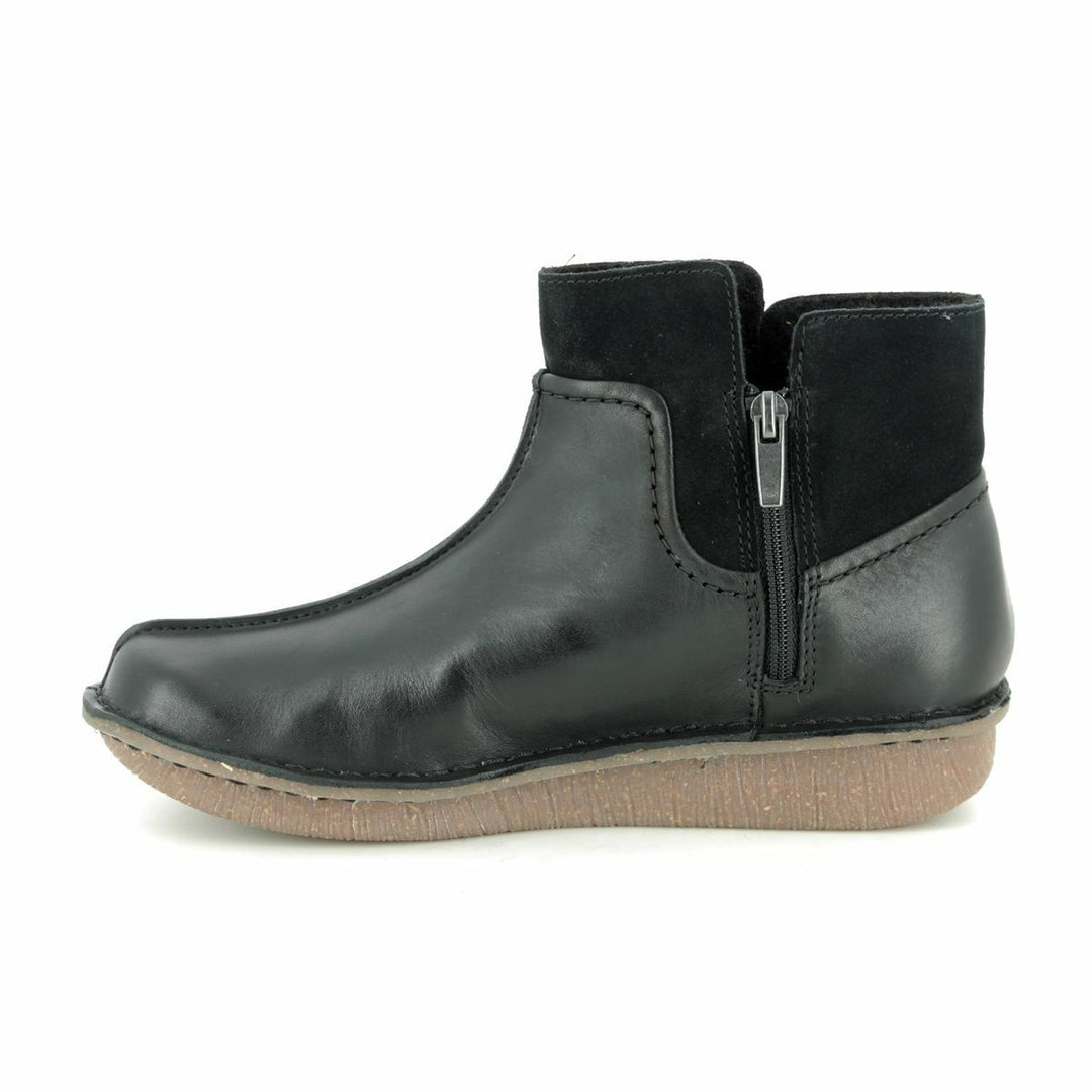 Clarks Funny Mid Womens Black Leather Wedge Sole Zip Up Ankle Chelsea Boots