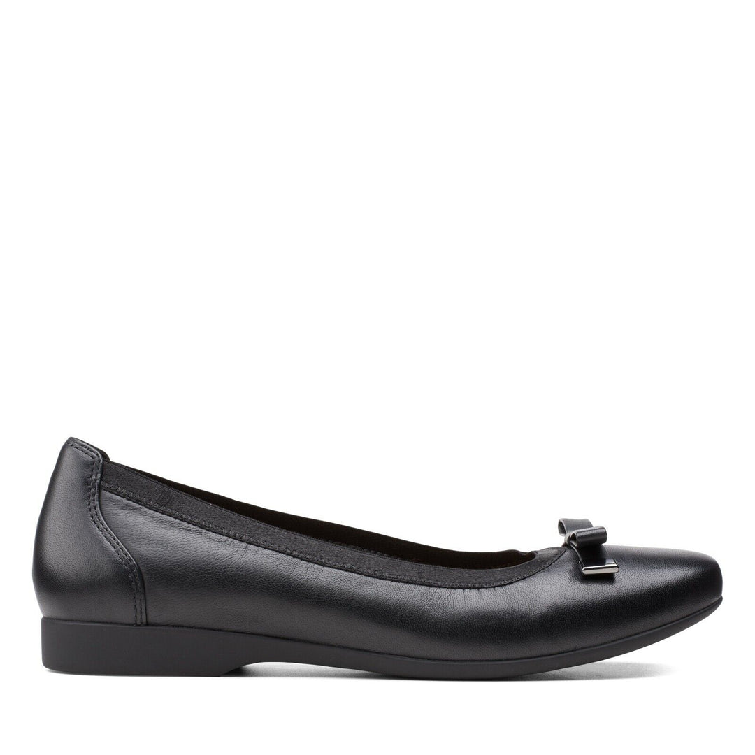 Clarks Un Darcey Bow Wide E Fit  Soft Leather Slip On Pumps Dolly Shoes Black