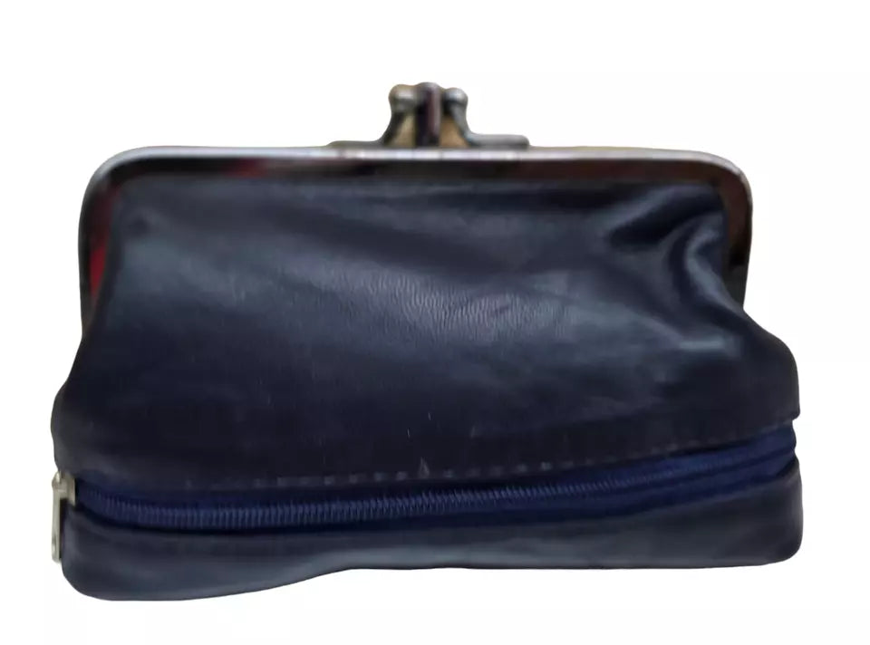 LORENZ LADIES MEDIUM SIZE SOFT LEATHER CHANGE PURSE WITH CLASP FASTEN & ZIP POCKET NAVY