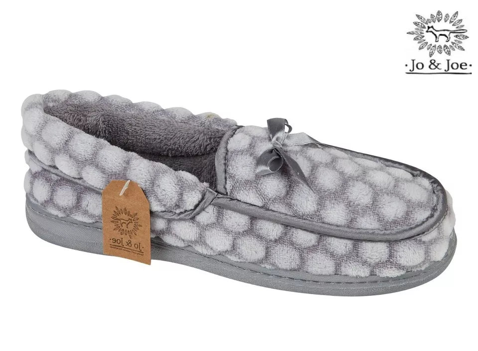 Jo & Joe Pineapple Ladies Grey Velour Moccasin Slipper Warm Lined Hard Sole BowTrim