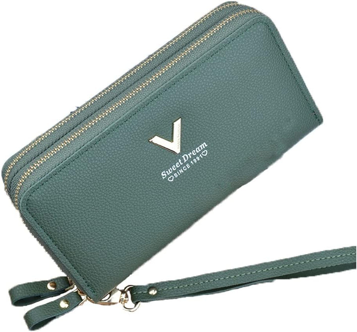 LADIES LARGE CLUTCH PURSE SWEET DREAMS BRAND WITH DETACHABLE WRIST STRAP GREEN