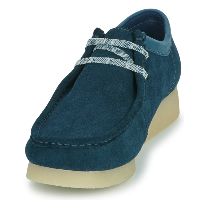 Clarks Originals WallabeeEvo Two Tone Lace Up Suede Wallabees With Crepe Sole Marine/Navy Combination